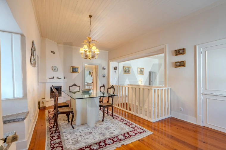 Moradia T4 para Venda em Colares Foto 3