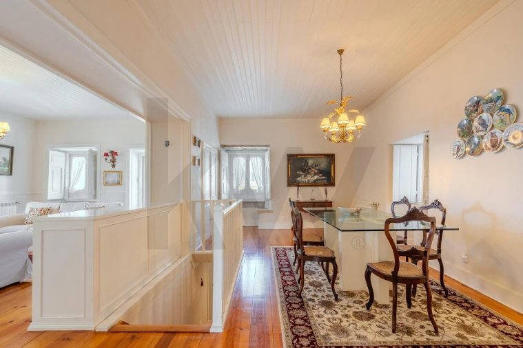 Moradia T4 para Venda em Colares Foto 16