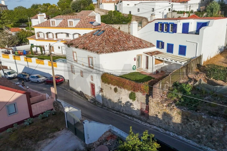 Moradia T4 para Venda em Colares Foto 36