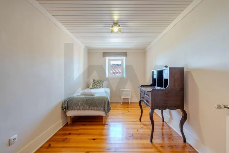 Moradia T4 para Venda em Colares Foto 7