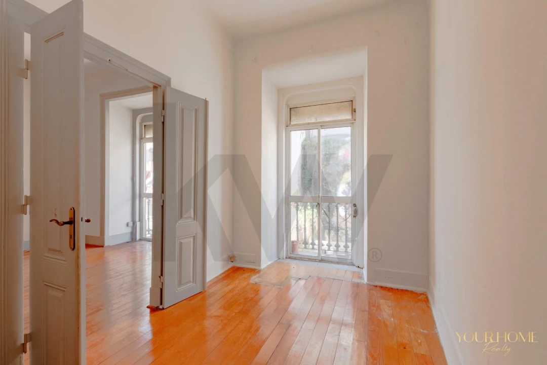 Apartamento T2 para Venda em Santo António Foto 5