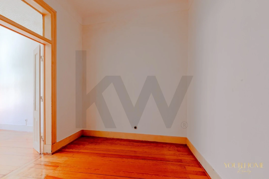 Apartamento T2 para Venda em Santo António Foto 12