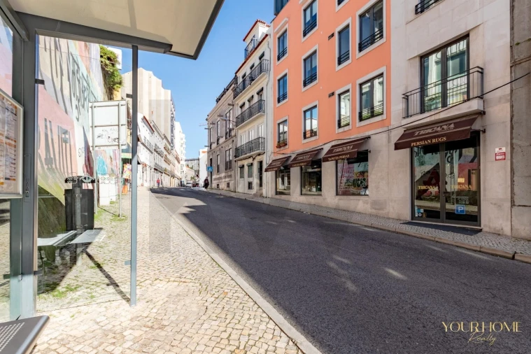 Apartamento T2 para Venda em Santo António Foto 21