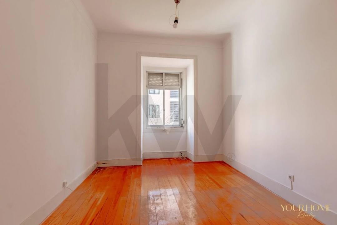 Apartamento T2 para Venda em Santo António Foto 14
