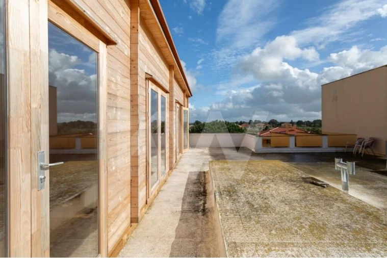 Negócio para Venda em Samora Correia Foto 79