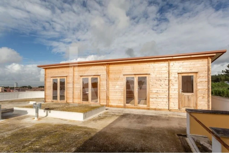 Negócio para Venda em Samora Correia Foto 74