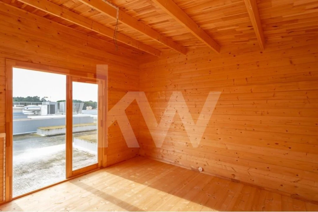 Negócio para Venda em Samora Correia Foto 82