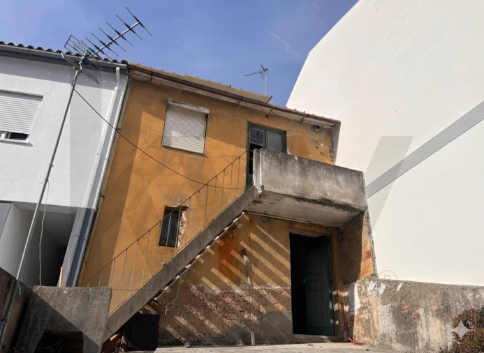 Moradia T1 para Venda em Ceira Foto 19