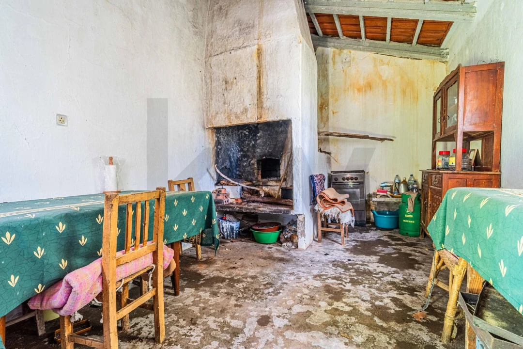 Moradia T2 para Venda em A dos Francos Foto 8