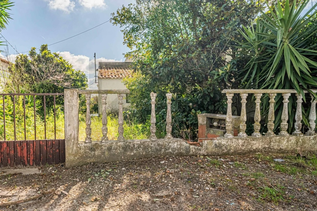 Moradia T2 para Venda em A dos Francos Foto 2