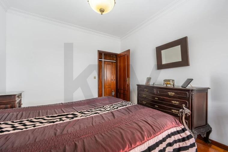 Moradia T3 para Venda em Guardizela Foto 13