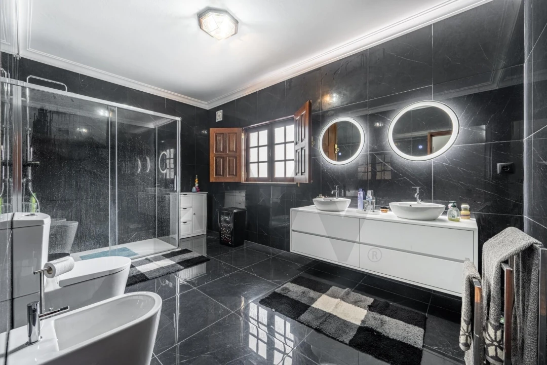 Moradia T3 para Venda em Guardizela Foto 14