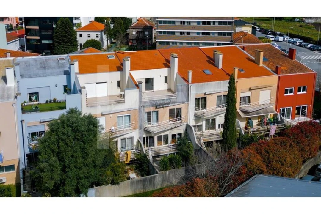 Moradia T4 para Venda em São Mamede de Infesta e Senhora da Hora Foto 5