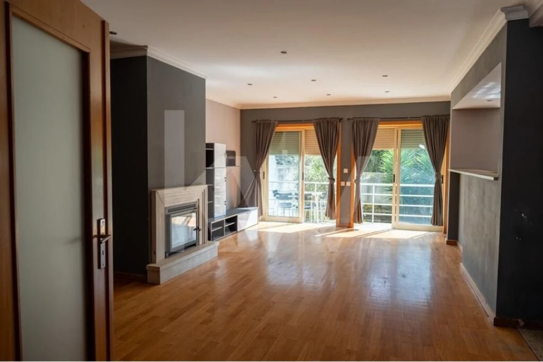 Moradia T4 para Venda em São Mamede de Infesta e Senhora da Hora Foto 8