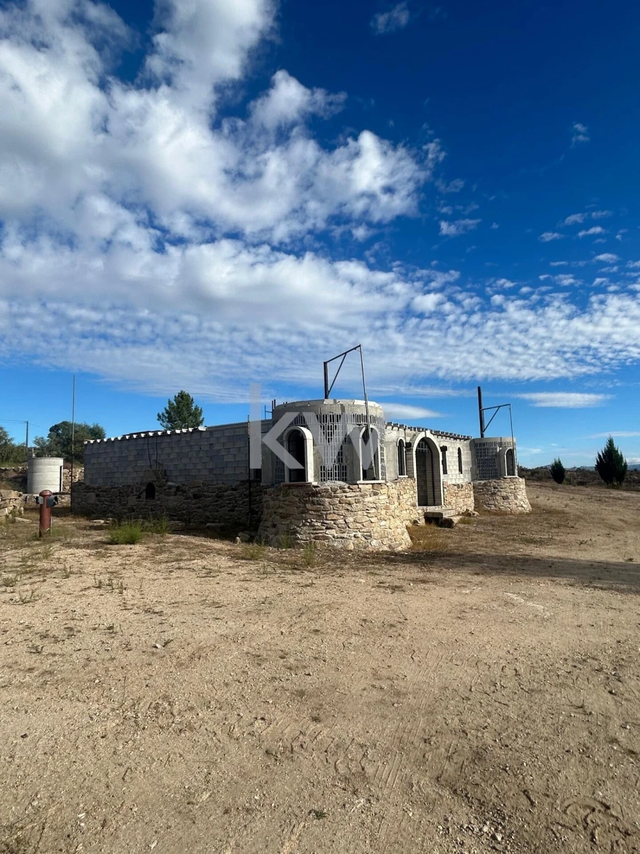 Terreno para Venda em Caria Foto 73