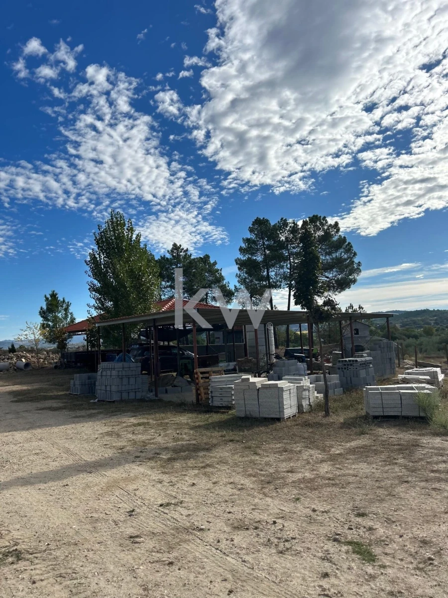 Terreno para Venda em Caria Foto 86