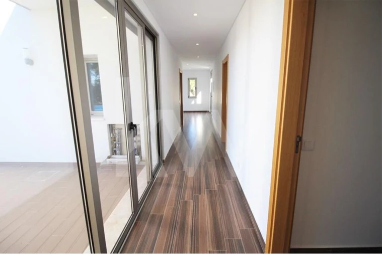 Moradia T7 para Venda em Alcantarilha e Pêra Foto 21