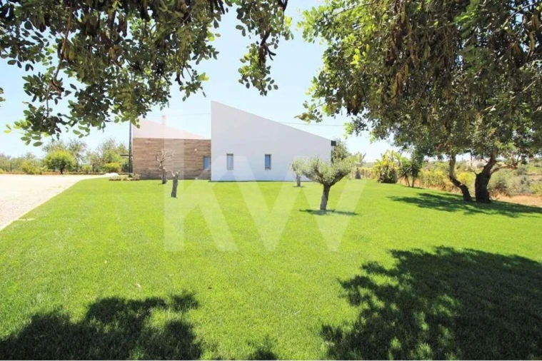 Moradia T7 para Venda em Alcantarilha e Pêra Foto 13