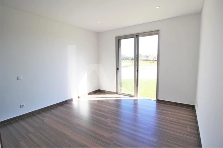 Moradia T7 para Venda em Alcantarilha e Pêra Foto 43