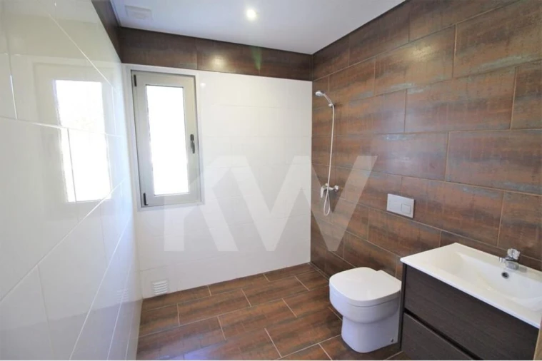 Moradia T7 para Venda em Alcantarilha e Pêra Foto 42