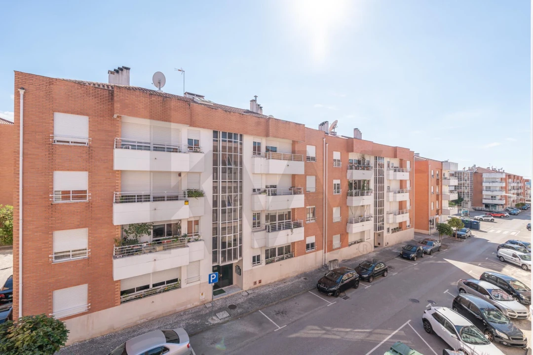 Apartamento T3 para Venda em Condeixa-A-Velha e Condeixa-A-Nova Foto 1