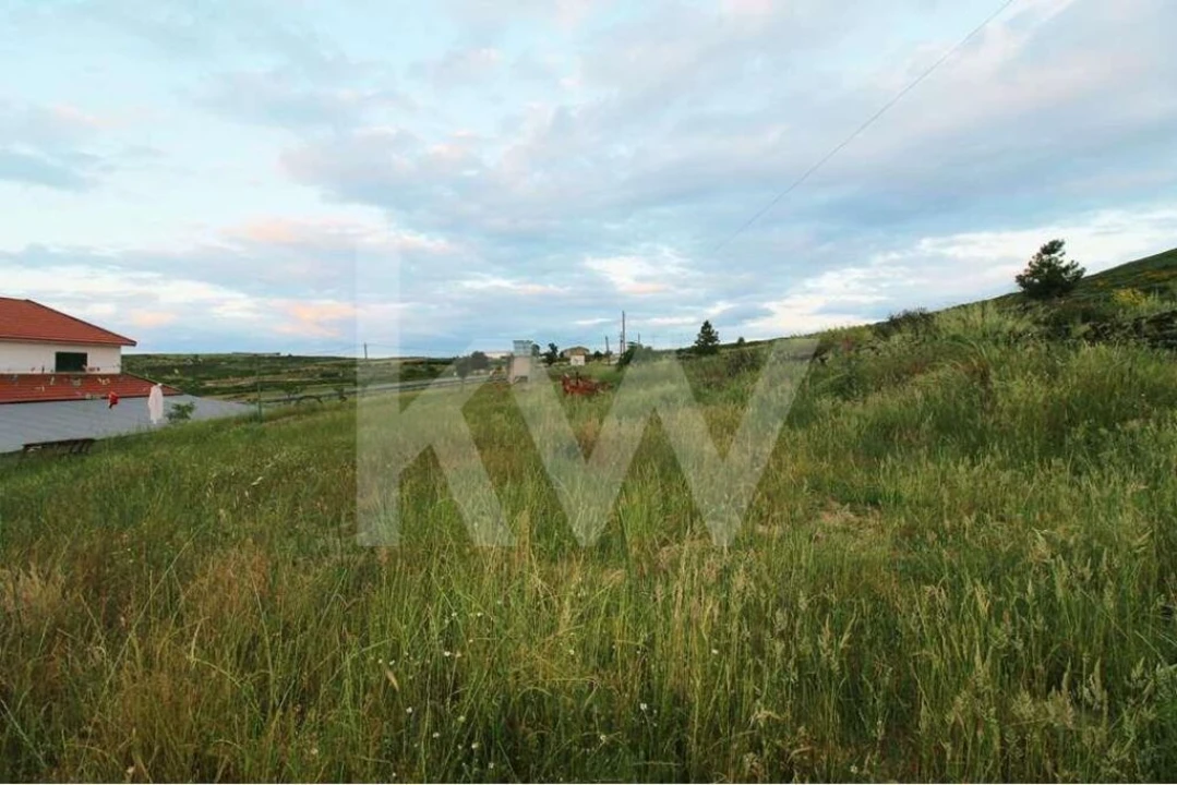 Moradia T5 para Venda em Lagoaça e Fornos Foto 9