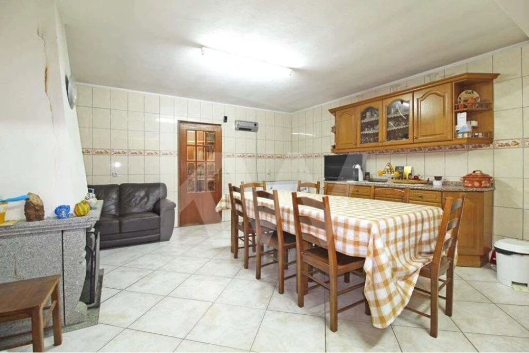 Moradia T5 para Venda em Lagoaça e Fornos Foto 27