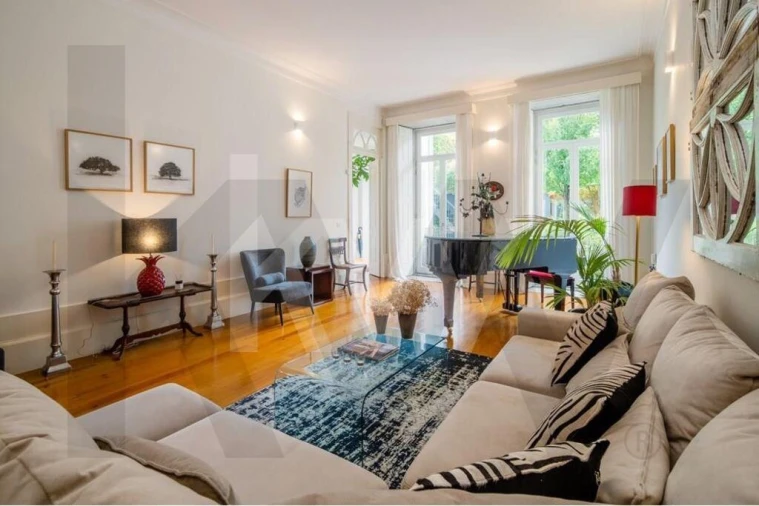 Negócio para Venda em Cedofeita, Santo Ildefonso, Sé, Miragaia, São Nicolau e Vitória Foto 4