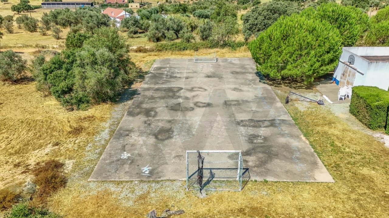 Quinta T5 para Venda em Santiago do Escoural Foto 46