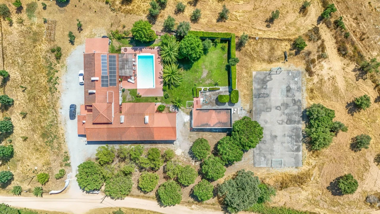 Quinta T5 para Venda em Santiago do Escoural Foto 49