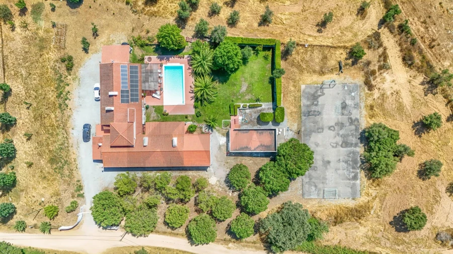 Quinta T5 para Venda em Santiago do Escoural Foto 49