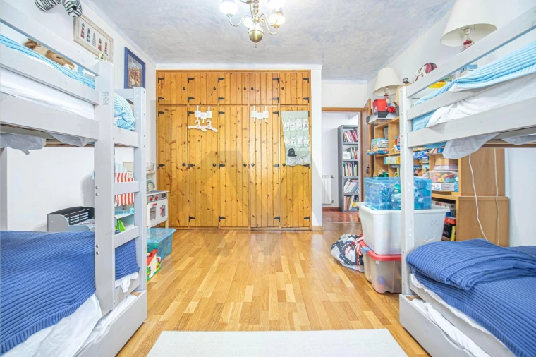 Quinta T5 para Venda em Santiago do Escoural Foto 33