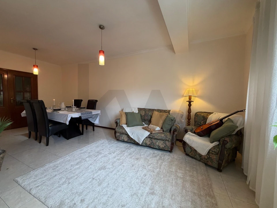 Apartamento T2 para Venda em Santa Maria da Feira, Travanca, Sanfins e Espargo Foto 5