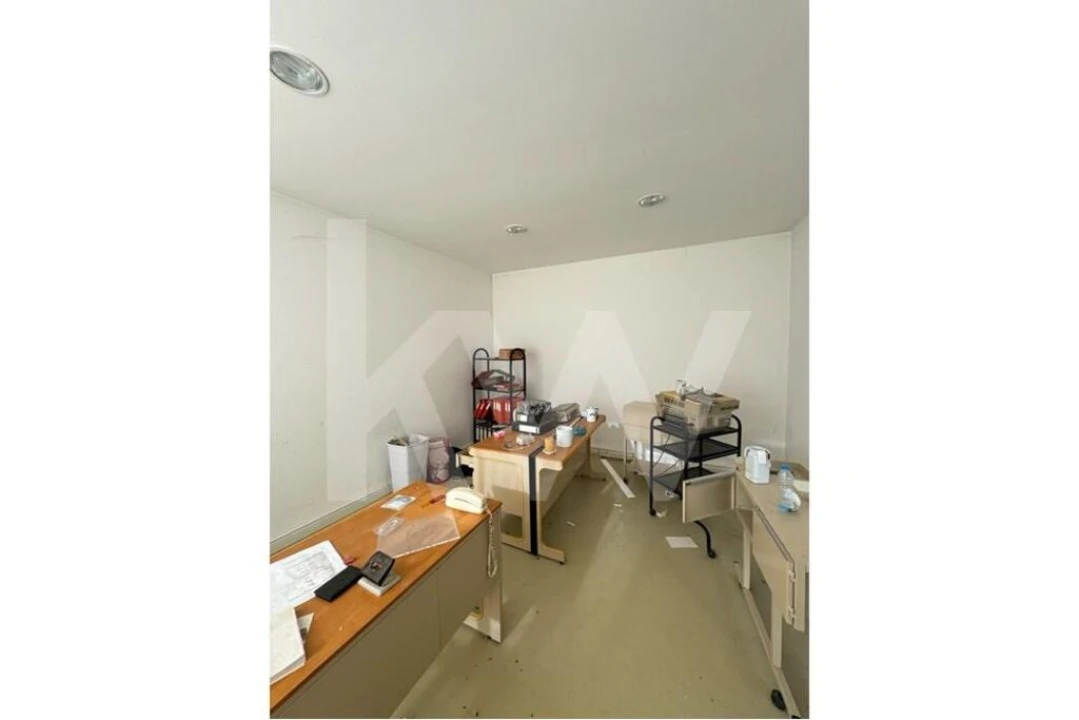 Armazém para Venda em Maiorga Foto 35