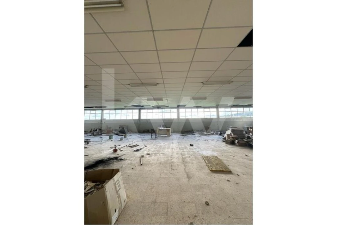 Armazém para Venda em Maiorga Foto 25