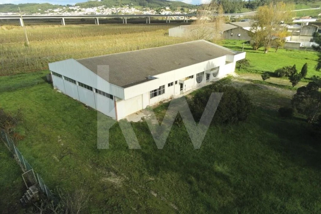 Armazém para Venda em Maiorga Foto 6