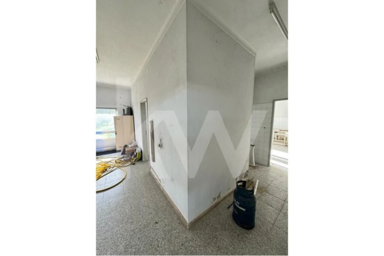 Armazém para Venda em Maiorga Foto 17