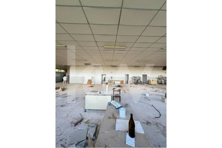 Armazém para Venda em Maiorga Foto 29