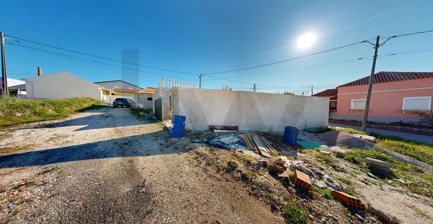 Moradia T2 para Venda em Alqueidão Foto 15