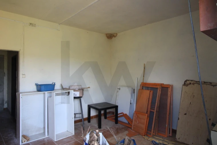 Moradia T2 para Venda em Nossa Senhora do Pranto Foto 10