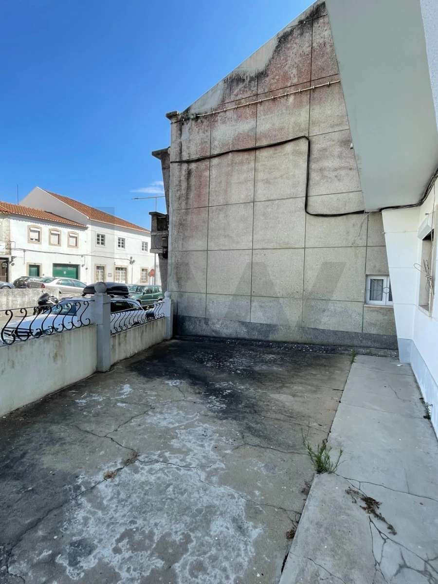 Prédio para Venda em Sobral de Monte Agraço Foto 6