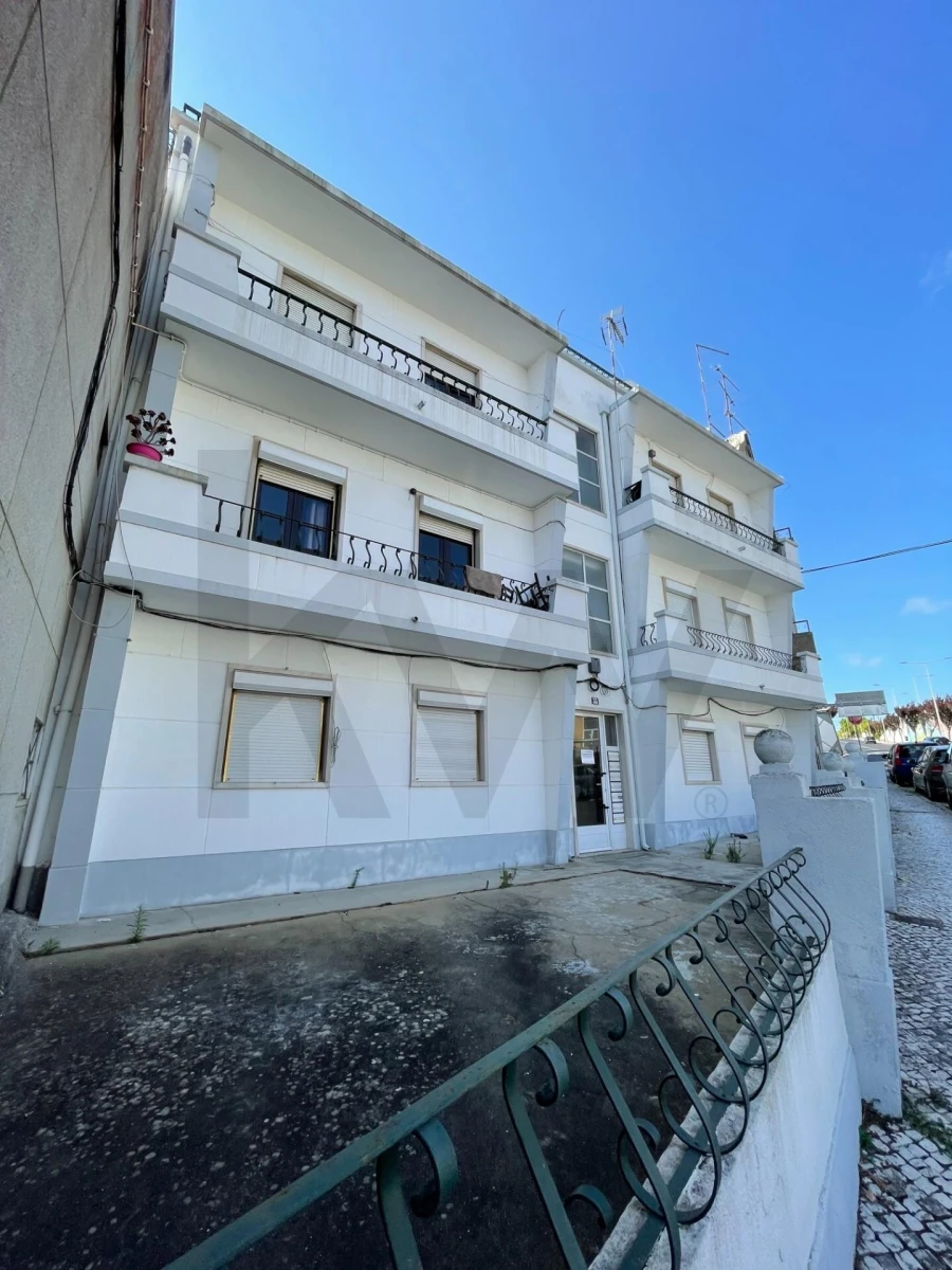 Prédio para Venda em Sobral de Monte Agraço Foto 3