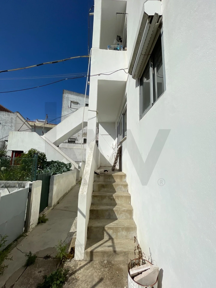 Prédio para Venda em Sobral de Monte Agraço Foto 23