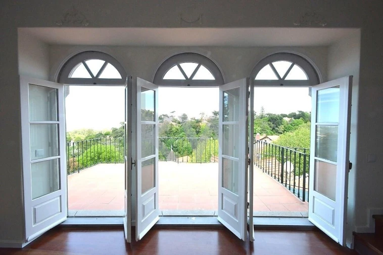 Moradia T6 para Venda em São João das Lampas e Terrugem Foto 11