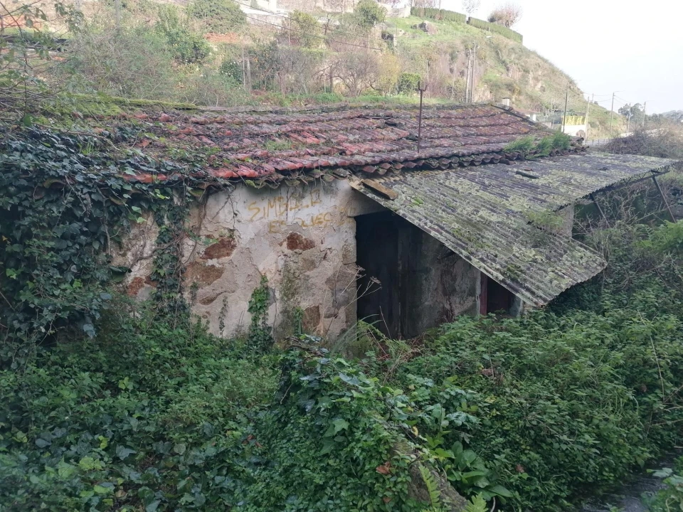 Moradia T3 para Venda em Fiães Foto 4