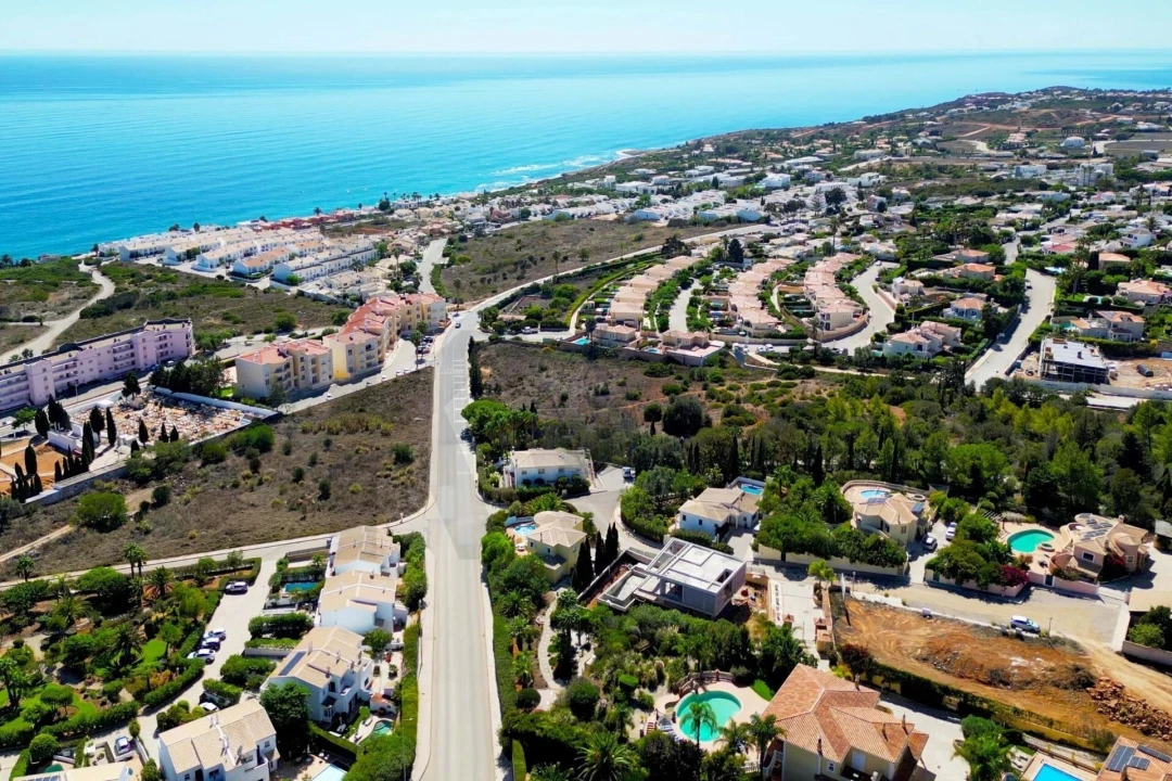 Moradia T3 para Venda em Luz Foto 18
