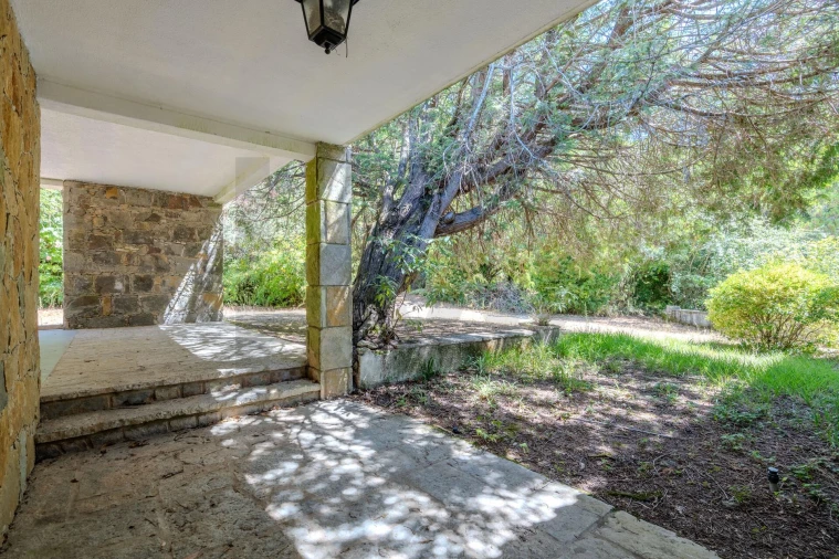 Moradia T4 para Venda em Queluz e Belas Foto 9