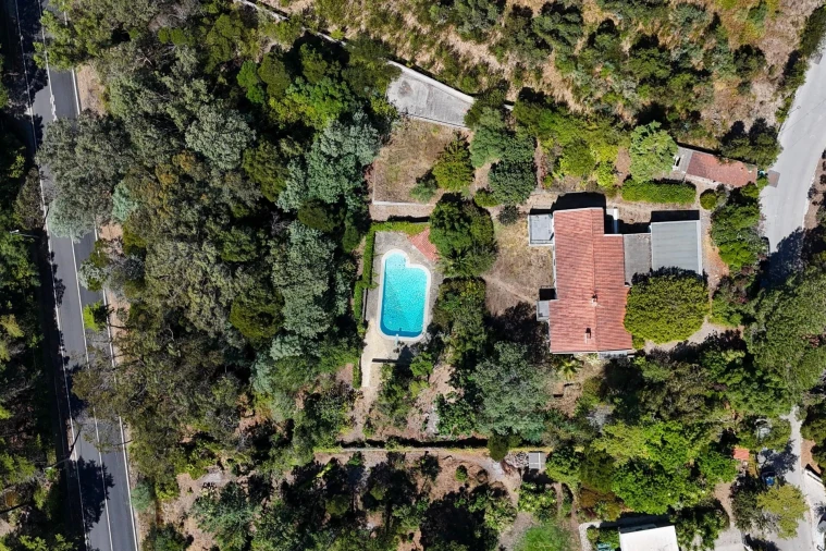 Moradia T4 para Venda em Queluz e Belas Foto 6