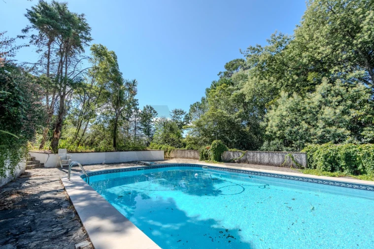 Moradia T4 para Venda em Queluz e Belas Foto 37