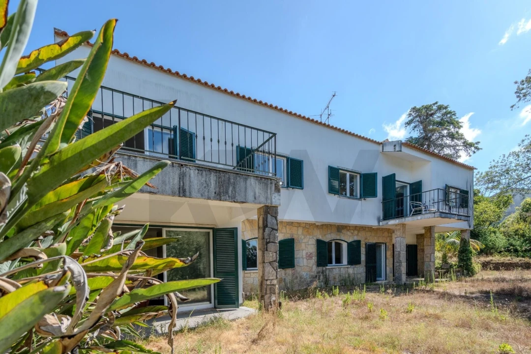 Moradia T4 para Venda em Queluz e Belas Foto 36